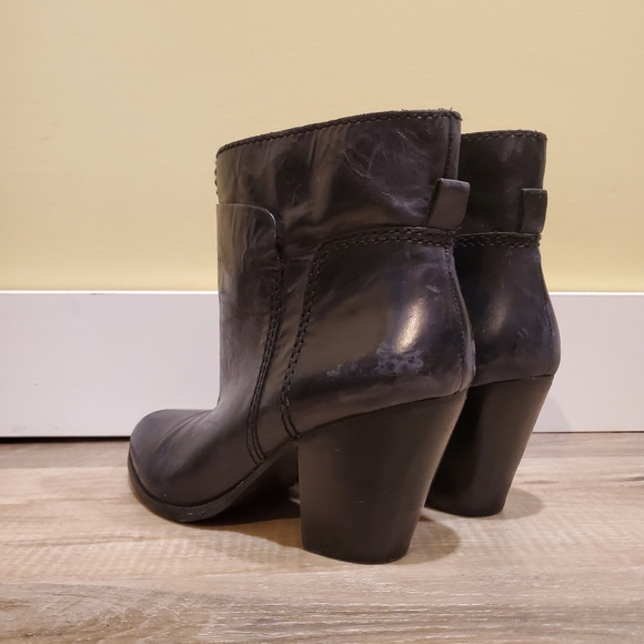 Nine West Black Booties, size 9.5 - Picture 4 of 11